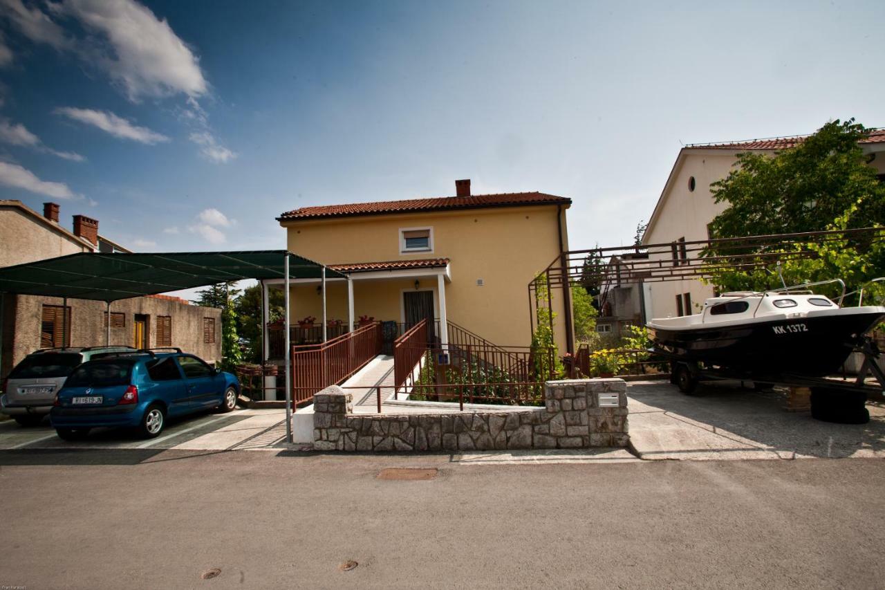 Apartments Topic & Krk Central Location Krk Town Buitenkant foto